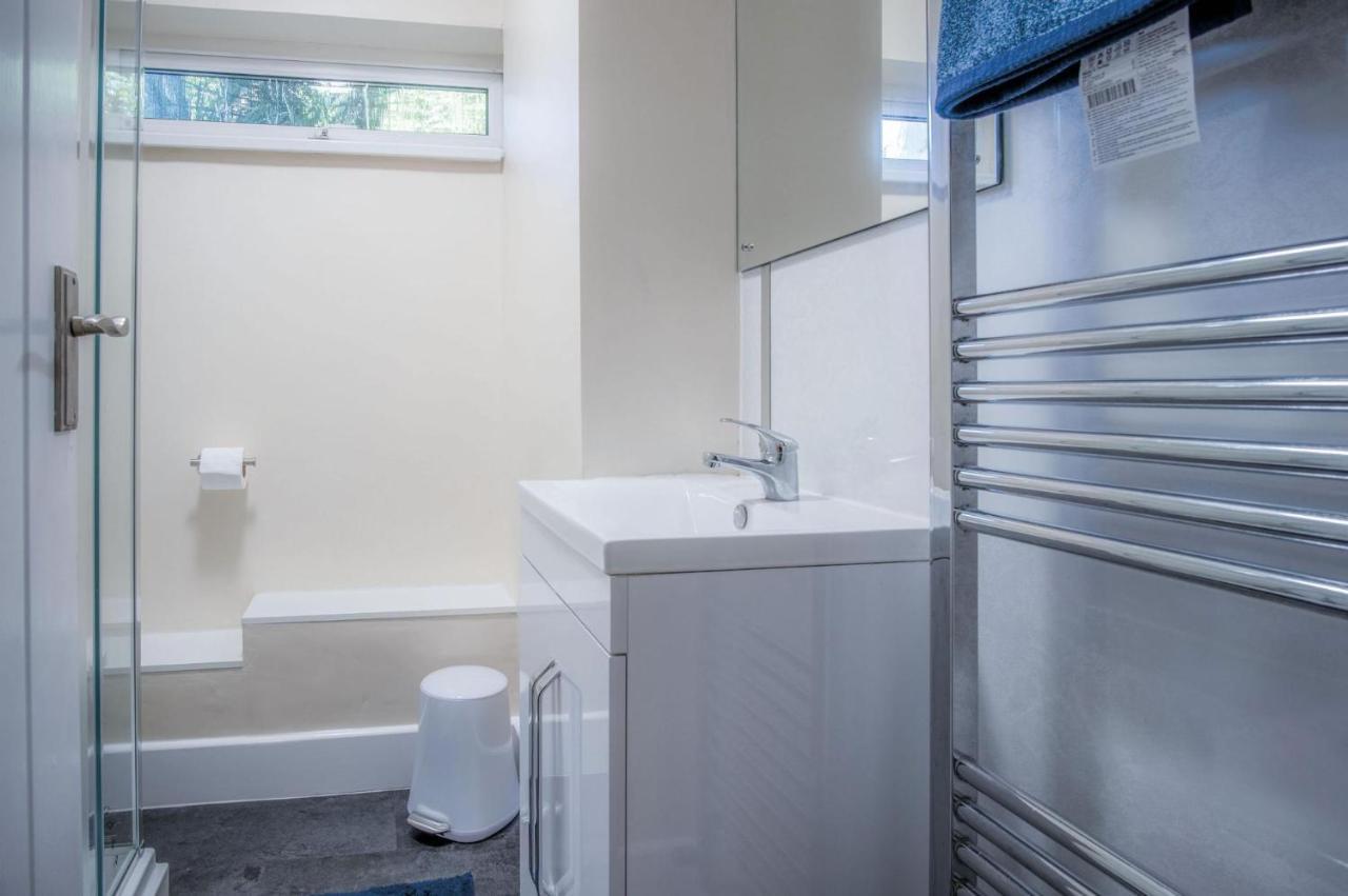 Croft Court - 1 Bedroom Apartment - Tenby Exterior photo